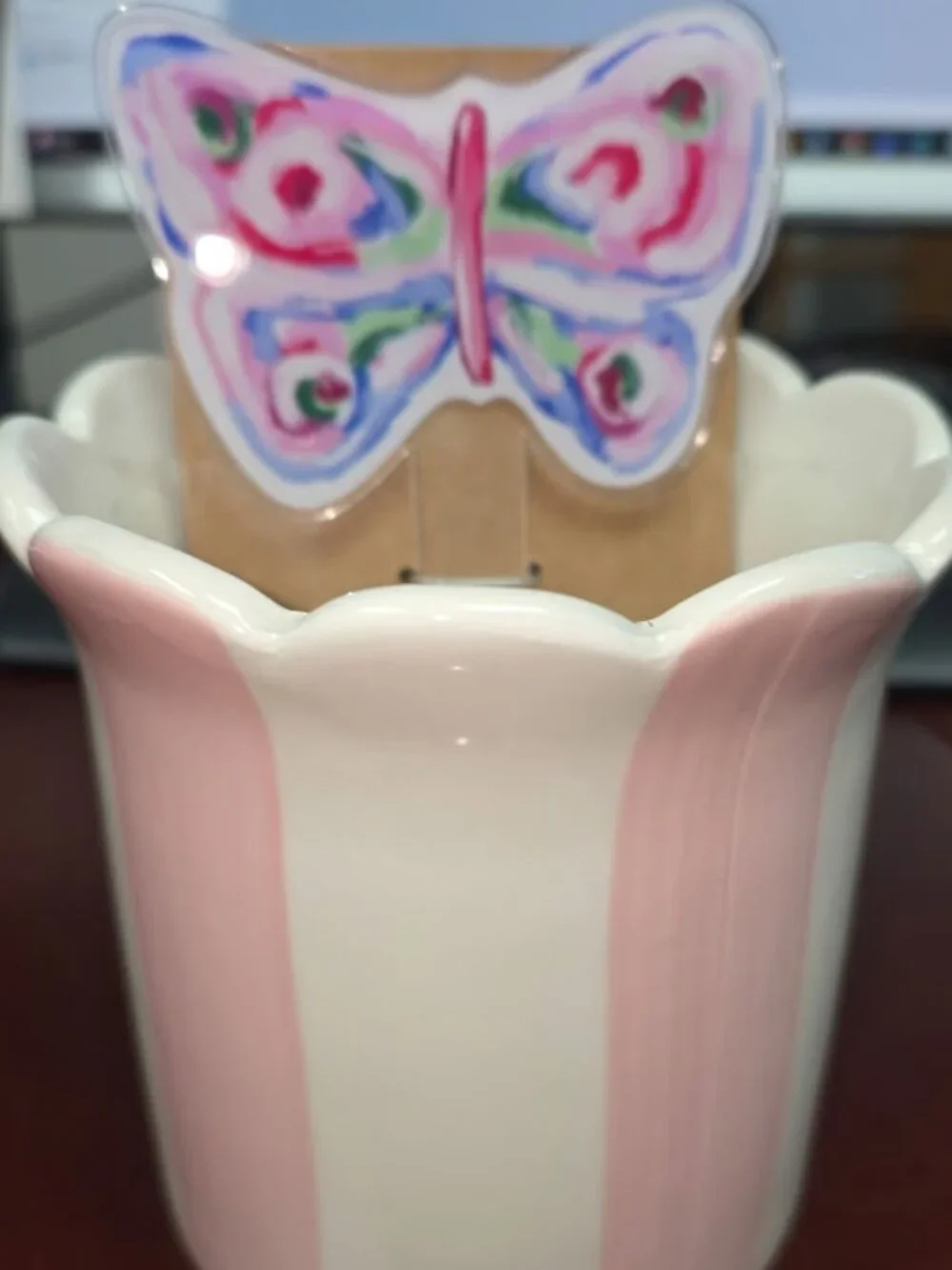 Mud Pie Ceramic Tulip Planter with Butterfly Pick — Pink & White